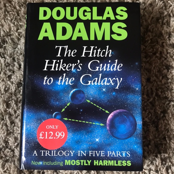 The hitch hiker’s guide to the galaxy book - Picture 1 of 2